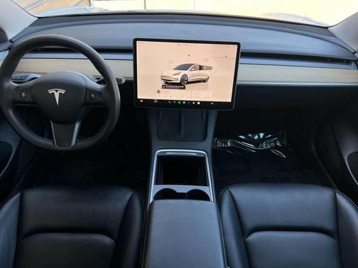 2023 Tesla Model 3 Standard Range