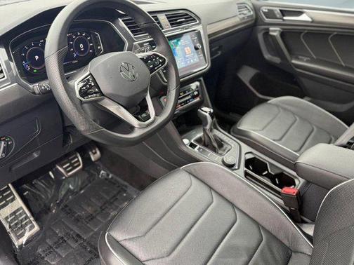 2024 Volkswagen Tiguan 2.0T SEL R-Line 4MOTION