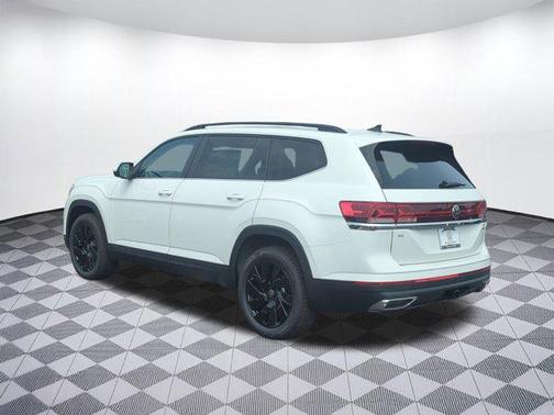 2025 Volkswagen Atlas 2.0T SE w/Technology 4MOTION