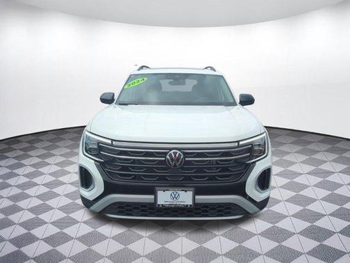 2024 Volkswagen Atlas 2.0T SE w/Technology 4MOTION