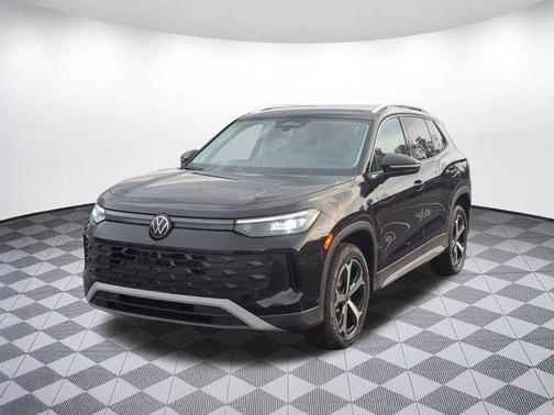 2025 Volkswagen Tiguan 2.0T SE 4MOTION