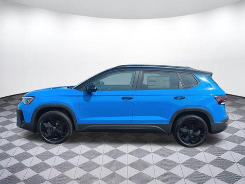 2025 Volkswagen Taos 1.5T SE Black