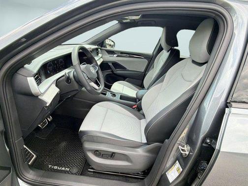 platinum gray metallic 2026 Volkswagen Tiguan 2.0T SE R-Line Black 4MOTION