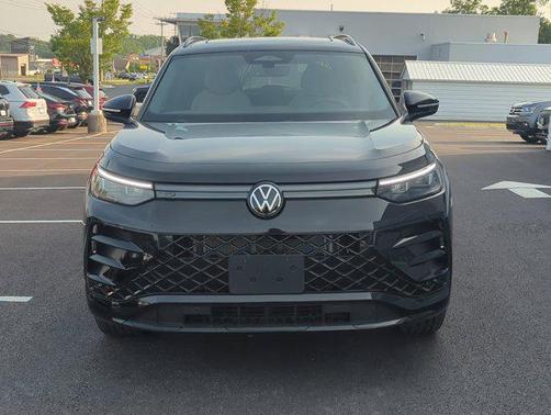 2025 Volkswagen Tiguan 2.0T SE R-Line Black 4MOTION