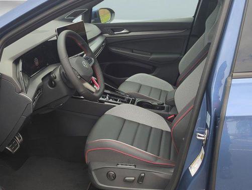 2025 Volkswagen Golf GTI 2.0T SE DSG