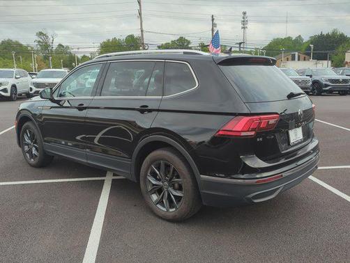 2022 Volkswagen Tiguan 2.0T SE 4MOTION