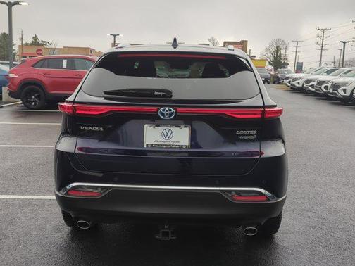 2022 Toyota Venza Limited