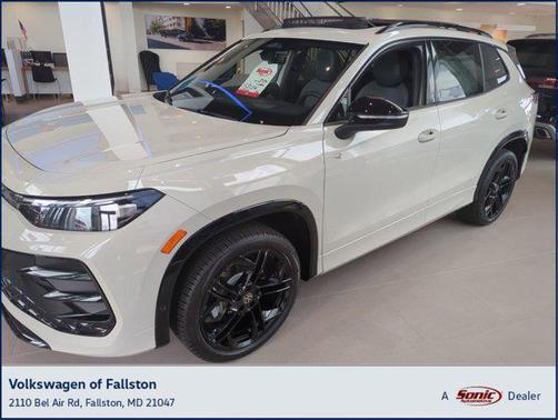 2025 Volkswagen Tiguan 2.0T SE R-Line Black 4MOTION