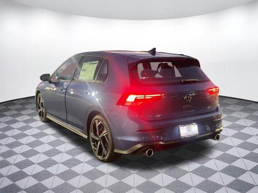 2026 Volkswagen Golf GTI 2.0T SE DSG