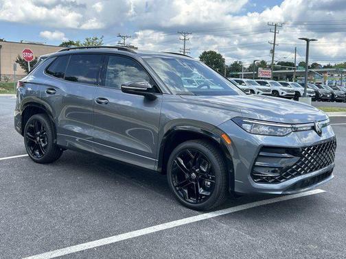 2025 Volkswagen Tiguan 2.0T SE R-Line Black 4MOTION
