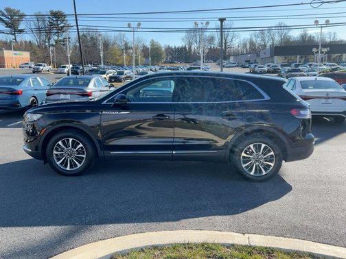 2023 Lincoln Nautilus Standard