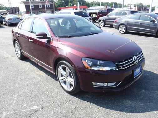 Maroon 2013 Volkswagen Passat 2.0 TDI SEL Premium