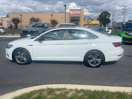 2021 Volkswagen Jetta 1.4T R-Line