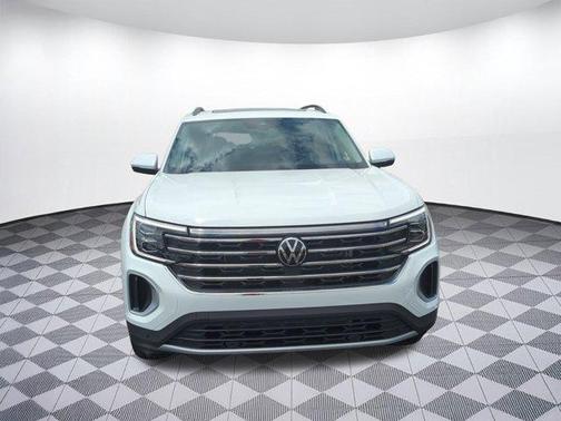2025 Volkswagen Atlas 2.0T SE w/Technology 4MOTION