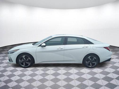 2021 Hyundai ELANTRA Limited