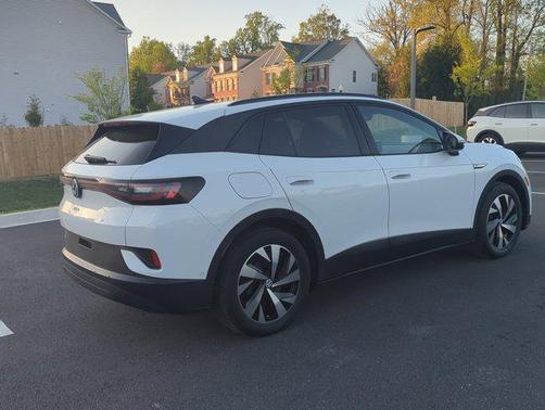 2023 Volkswagen ID.4 Pro