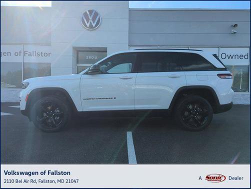 2023 Jeep Grand Cherokee Altitude