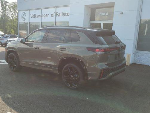 2025 Volkswagen Tiguan 2.0T SE R-Line Black 4MOTION