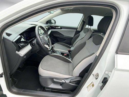 Pure White 2024 Volkswagen Taos 1.5T S