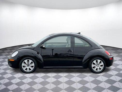 2010 Volkswagen New Beetle 2.5L