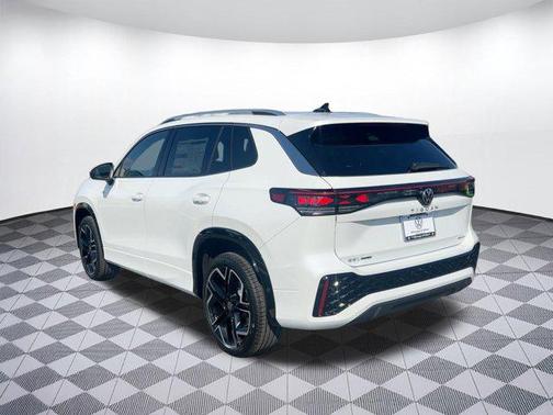 2026 Volkswagen Tiguan 2.0T SEL R-Line 4MOTION