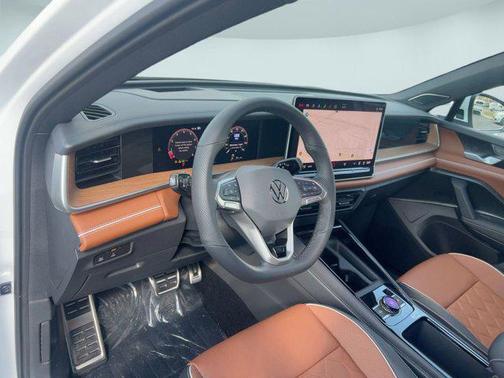 2026 Volkswagen Tiguan 2.0T SEL R-Line 4MOTION