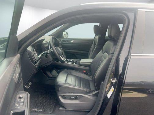 2024 Volkswagen Atlas Cross Sport 2.0T SEL