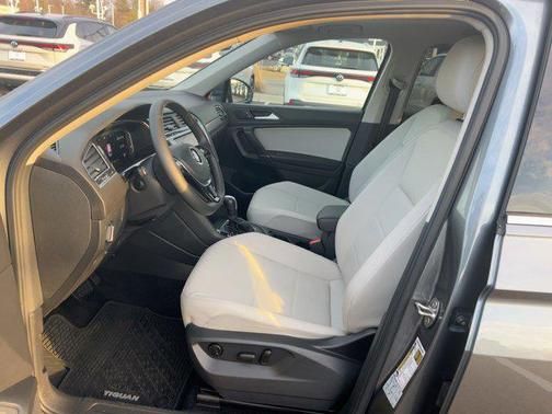 2020 Volkswagen Tiguan 2.0T SEL
