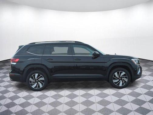 2025 Volkswagen Atlas 2.0T SE w/Technology 4MOTION