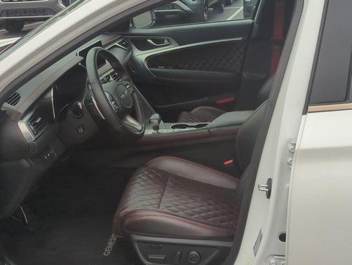 2022 Genesis G70 3.3T AWD