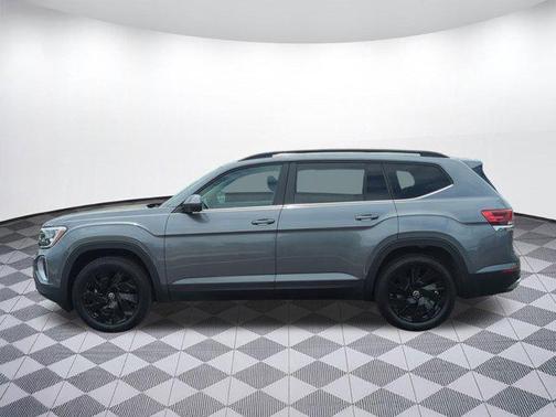 2025 Volkswagen Atlas 2.0T SE w/Technology 4MOTION