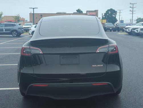 2023 Tesla Model Y Performance Dual Motor All-Wheel Drive