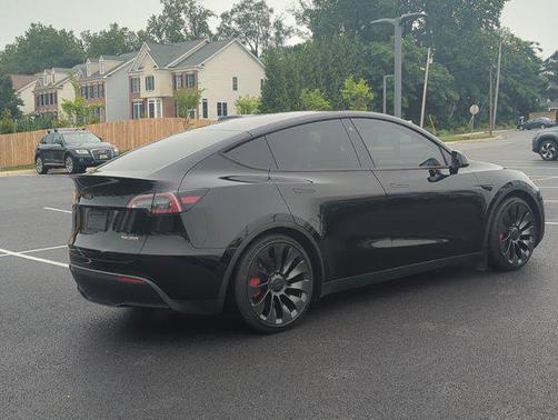 2023 Tesla Model Y Performance Dual Motor All-Wheel Drive