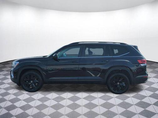 2025 Volkswagen Atlas 2.0T SE w/Technology 4MOTION