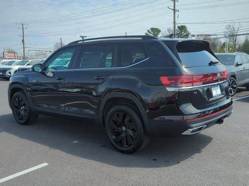 2025 Volkswagen Atlas 2.0T SE w/Technology 4MOTION