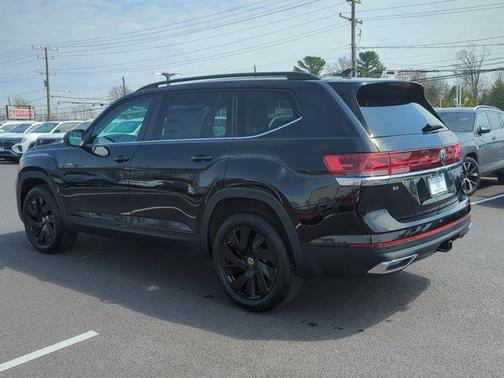 2025 Volkswagen Atlas 2.0T SE w/Technology 4MOTION