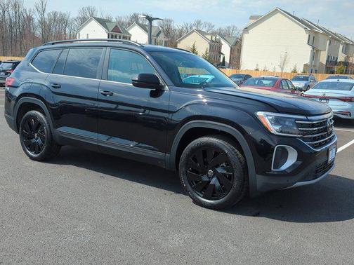 2025 Volkswagen Atlas 2.0T SE w/Technology 4MOTION