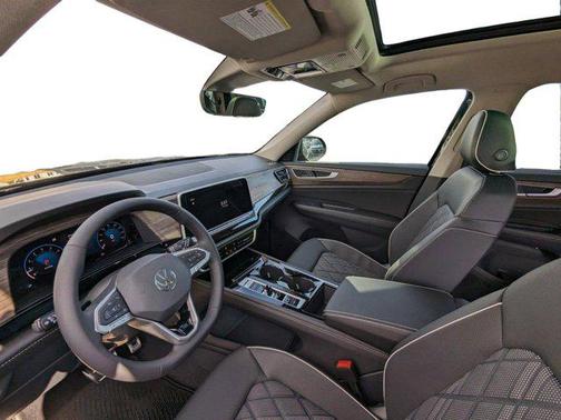 2025 Volkswagen Atlas 2.0T SEL Premium R-Line 4MOTION