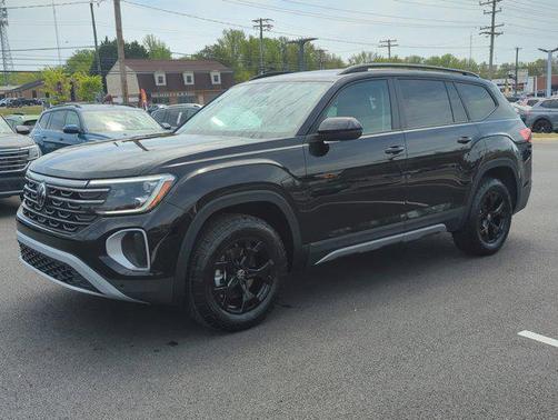 2025 Volkswagen Atlas 2.0T Peak Edition