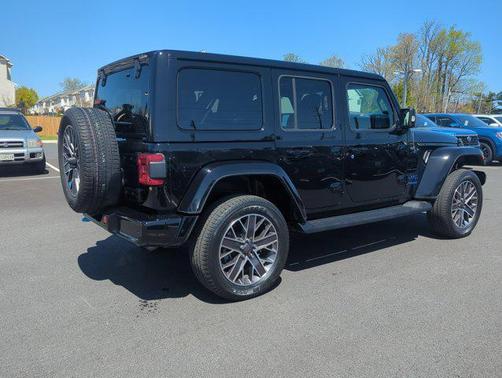 2022 Jeep Wrangler Unlimited 4xe Sahara High Altitude