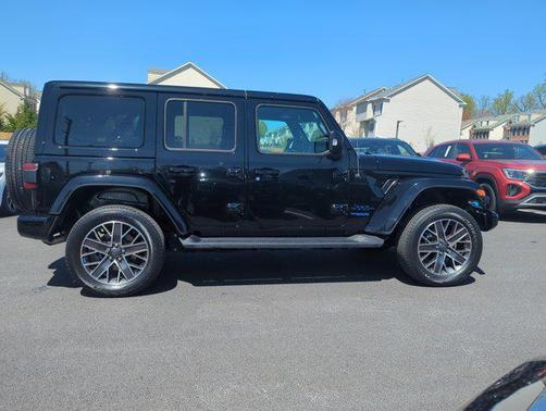 2022 Jeep Wrangler Unlimited 4xe Sahara High Altitude