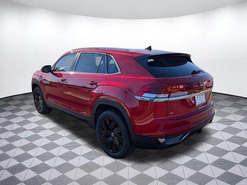 2025 Volkswagen Atlas Cross Sport 2.0T SE w/Technology 4MOTION