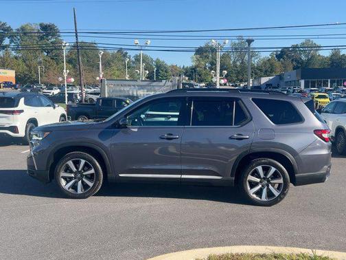 2024 Honda Pilot Touring 8-Passenger