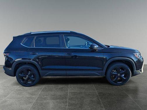 2025 Volkswagen Taos 1.5T SEL
