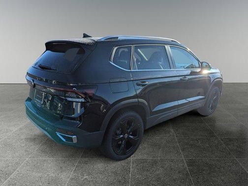2025 Volkswagen Taos 1.5T SEL