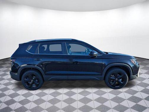 2025 Volkswagen Taos 1.5T SEL