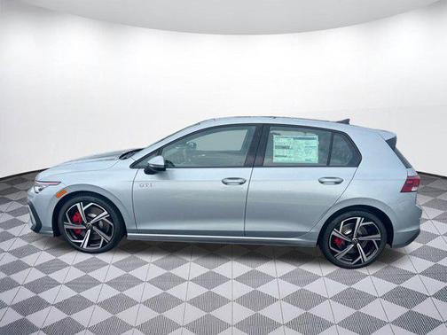 2025 Volkswagen Golf GTI 2.0T SE DSG