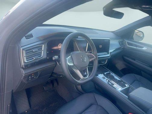 2026 Volkswagen Atlas Cross Sport 2.0T SE w/Technology 4MOTION