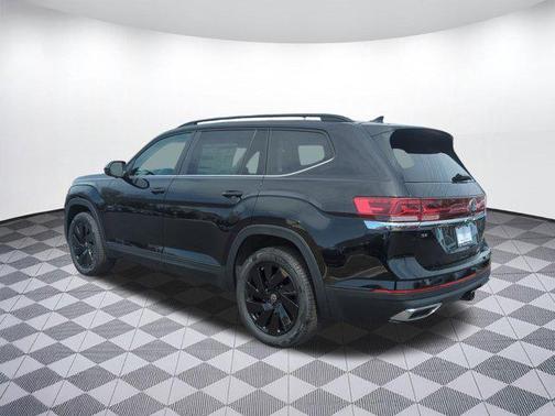 2025 Volkswagen Atlas 2.0T SE w/Technology 4MOTION