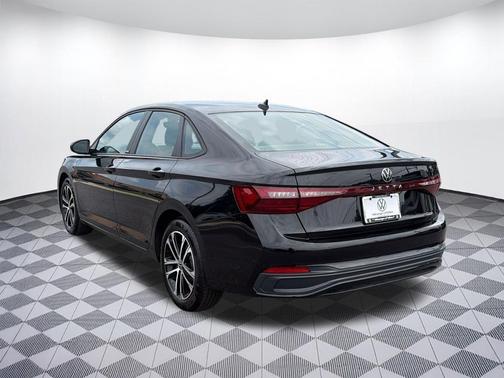 Deep Black Pearl 2026 Volkswagen Jetta 1.4T S